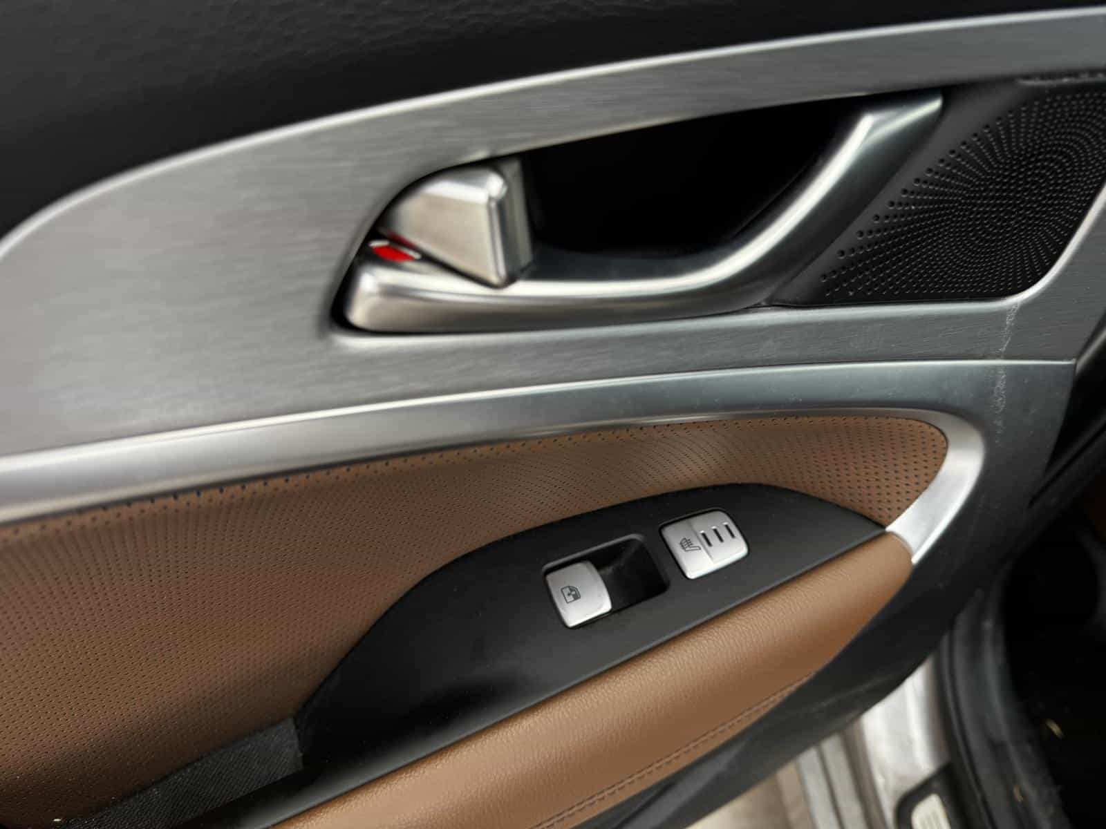 2021 Genesis G70 Elite 2.0T - Image 9