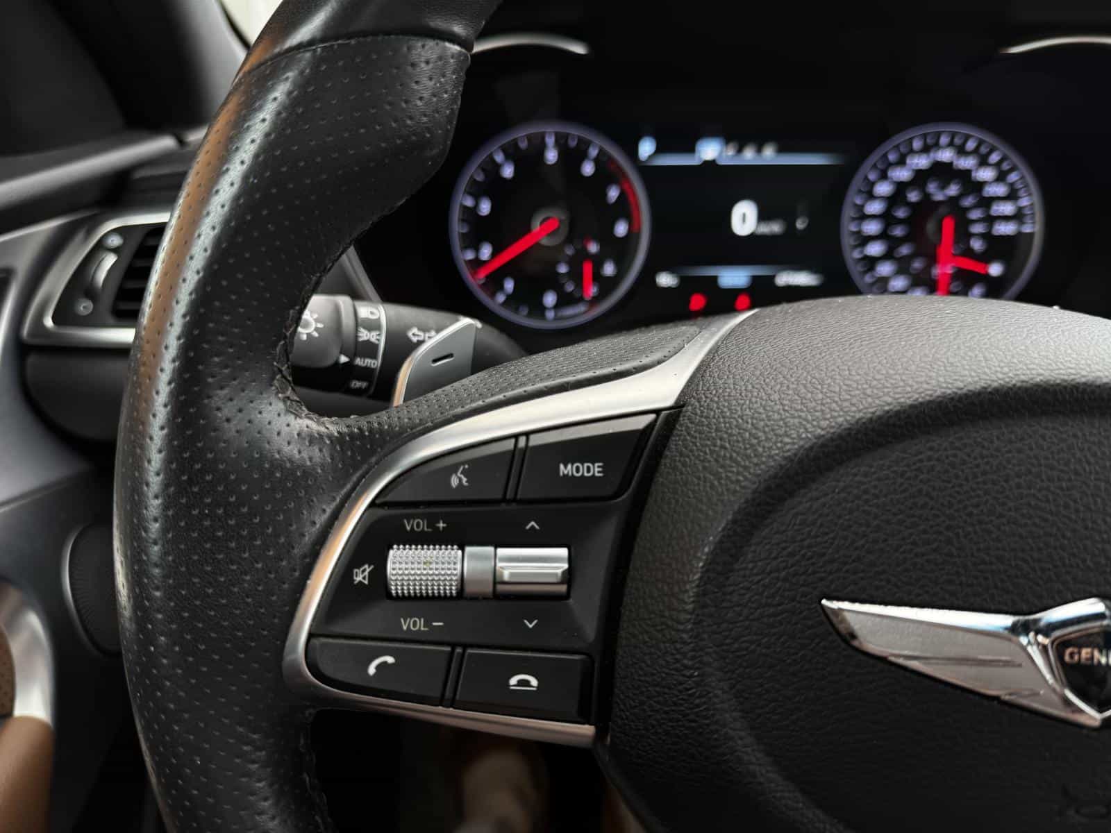 2021 Genesis G70 Elite 2.0T - Image 17