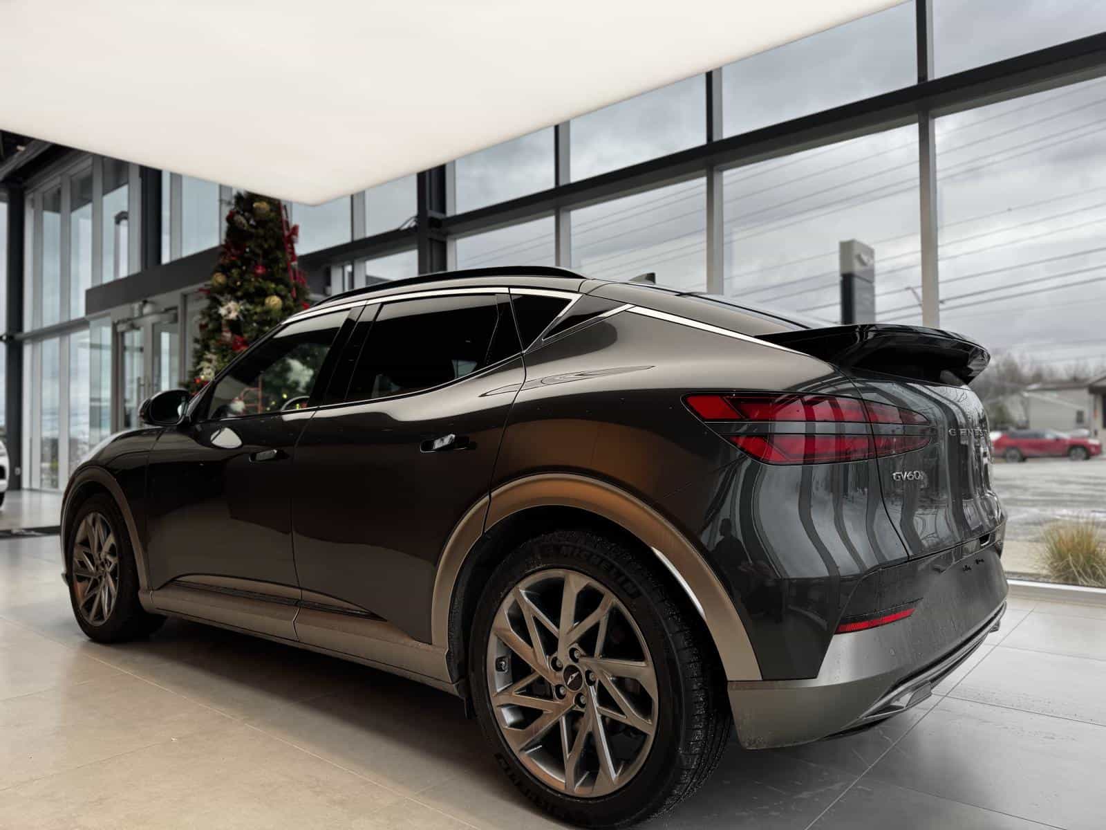 2023 Genesis GV60 Advanced - Image 6