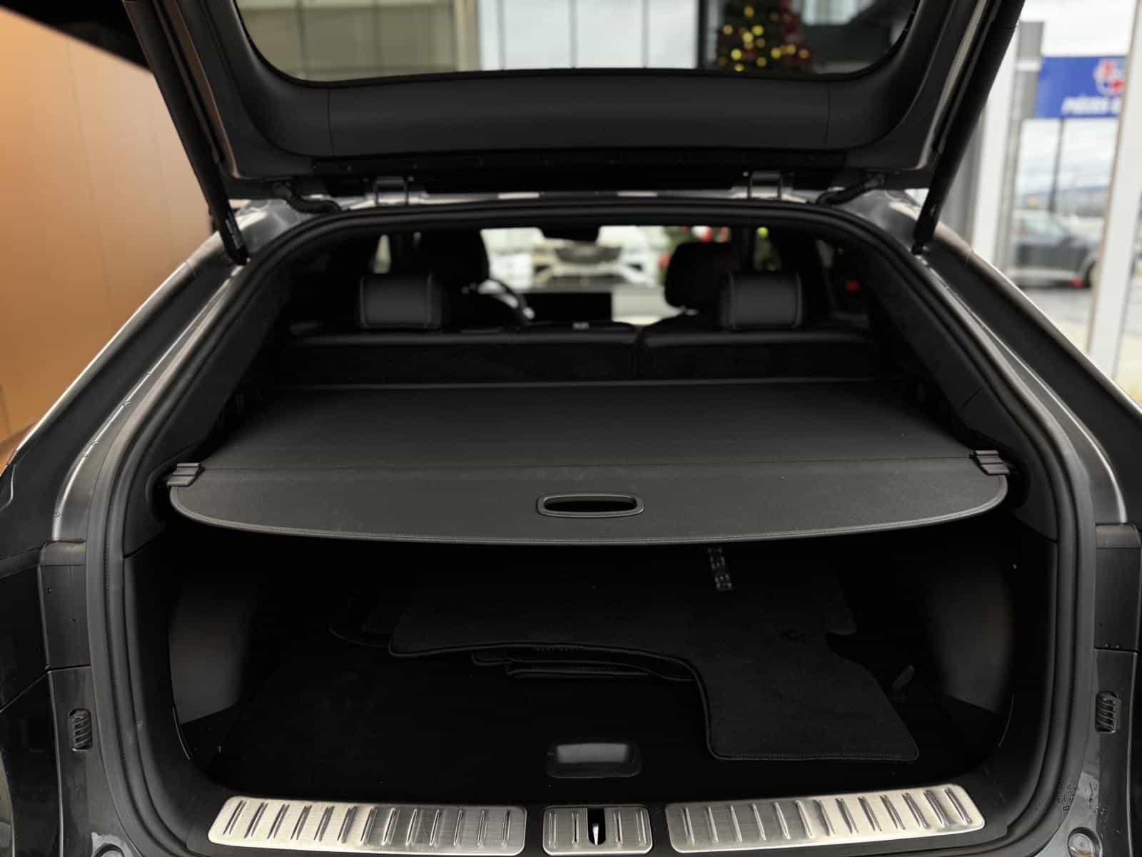 2023 Genesis GV60 Advanced - Image 9