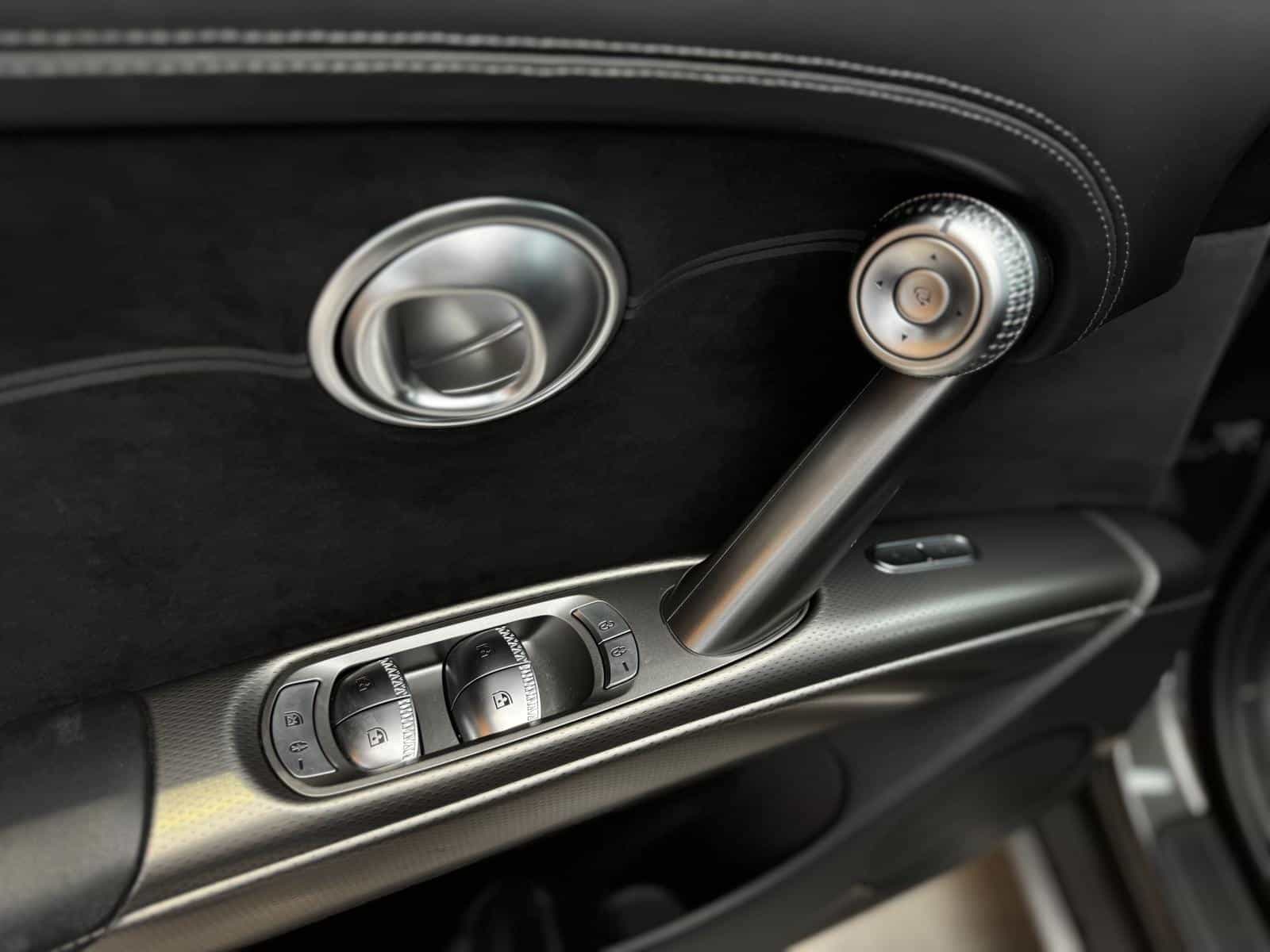 2023 Genesis GV60 Advanced - Image 12