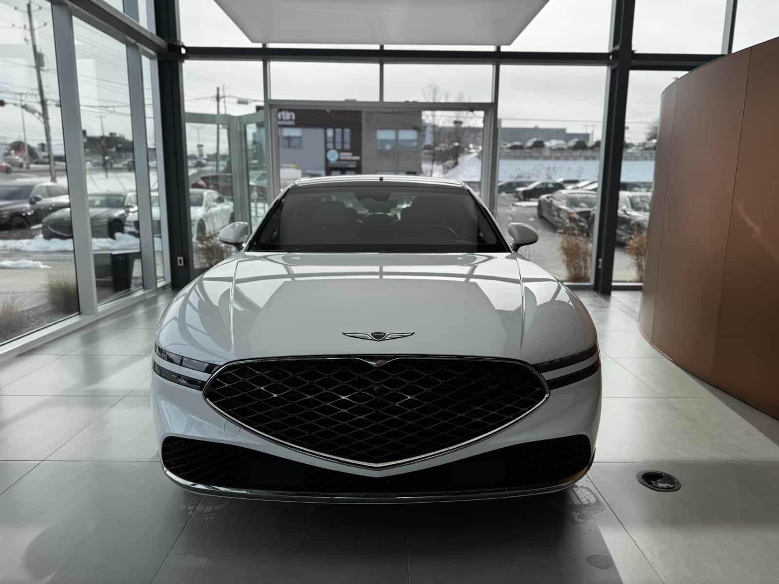 2023 Genesis G90 3.5T e-SC - Image 3