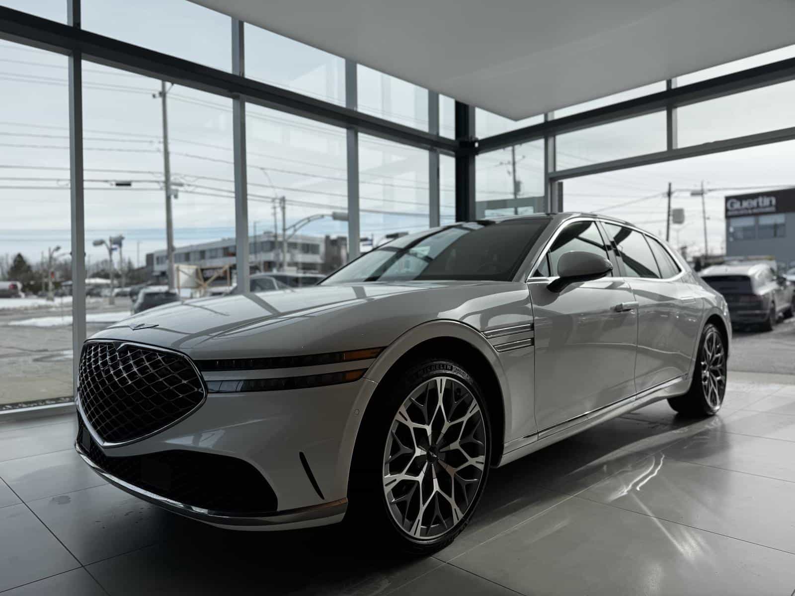 2023 Genesis G90 3.5T e-SC - Image 4