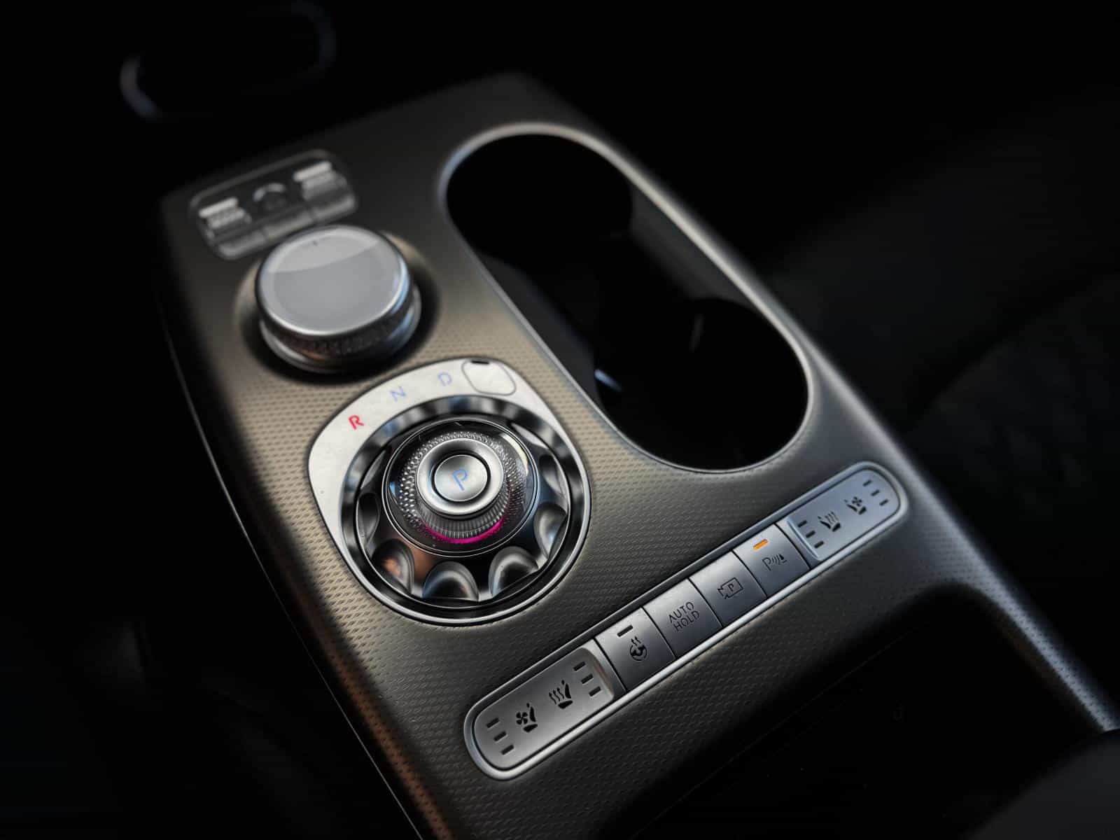 2023 Genesis GV60 Advanced - Image 22