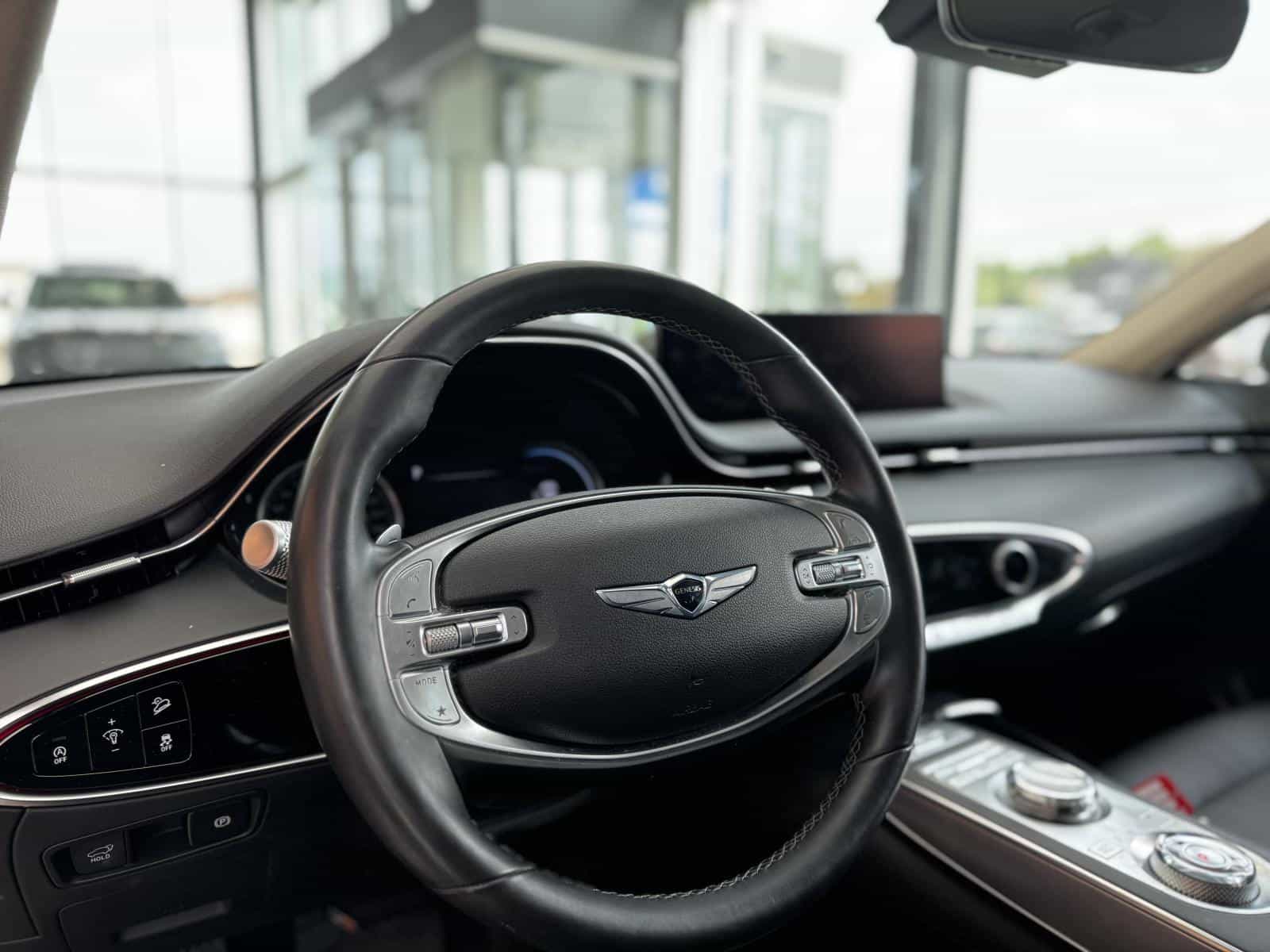 2022 Genesis GV70 Select 2.5T - Image 14