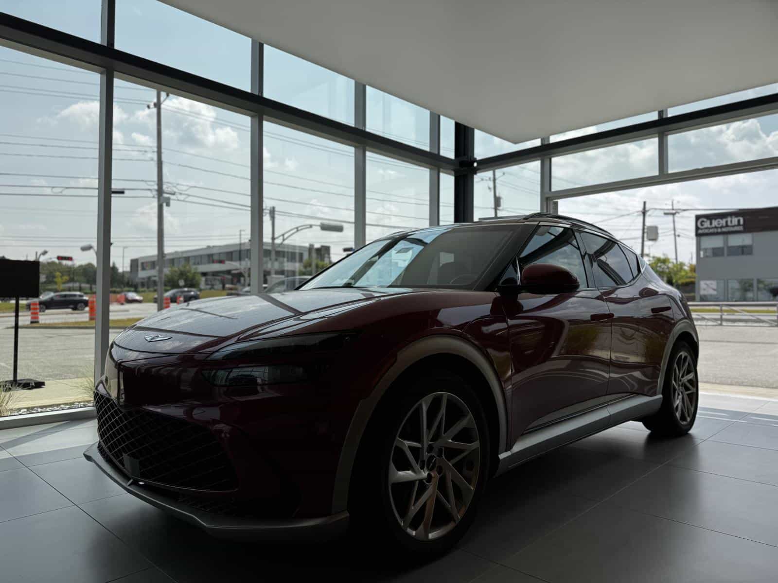 2023 Genesis GV60 Advanced - Image 4