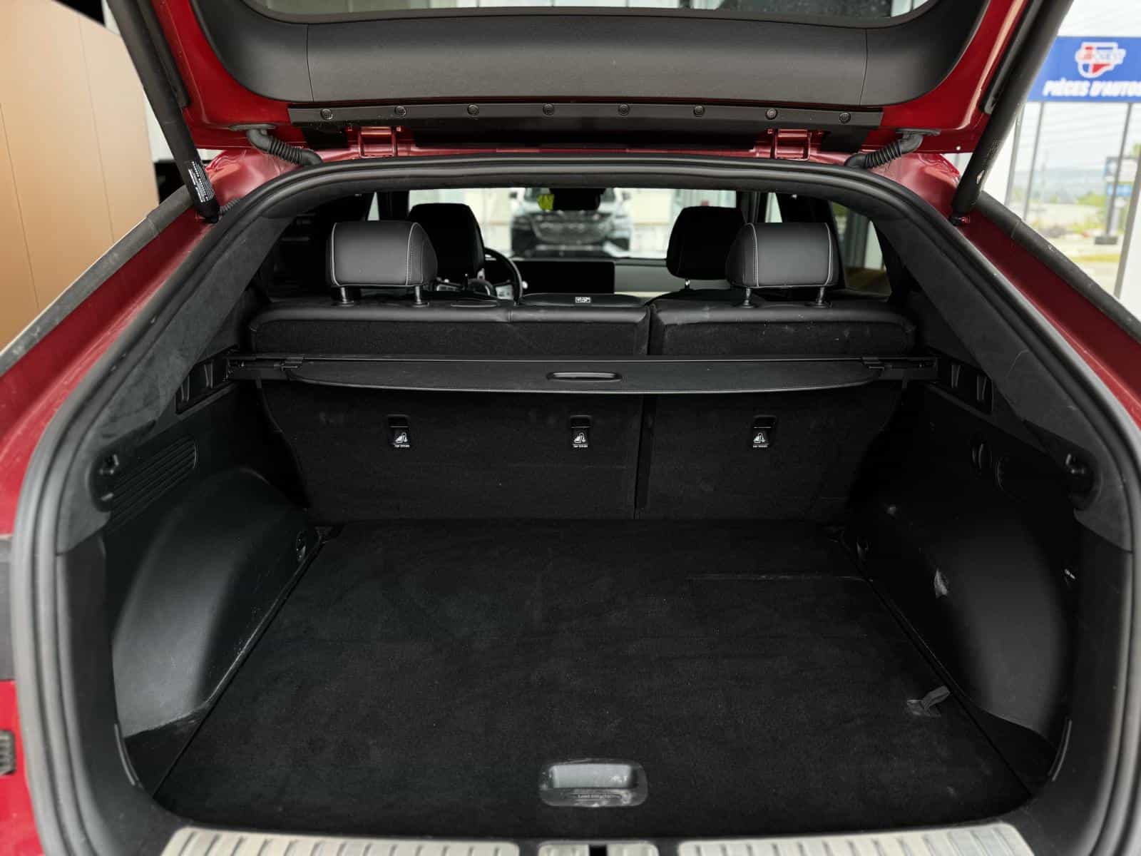 2023 Genesis GV60 Advanced - Image 9