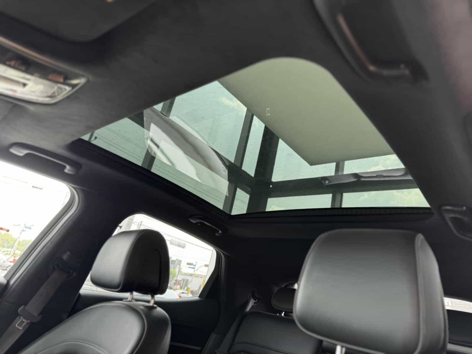 2023 Genesis GV60 Advanced - Image 14