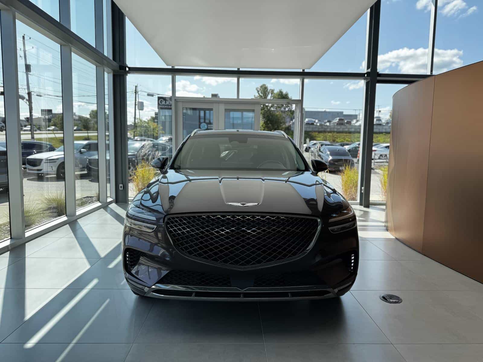 2022 Genesis GV70 Select 2.5T - Image 3