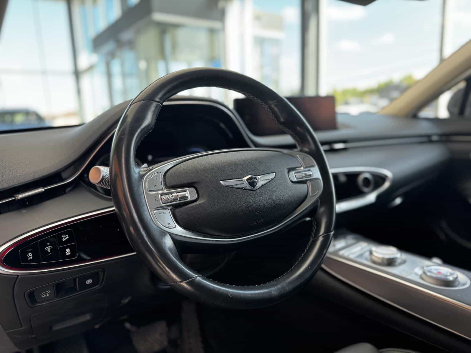 2022 Genesis GV70 Select 2.5T - Image 14