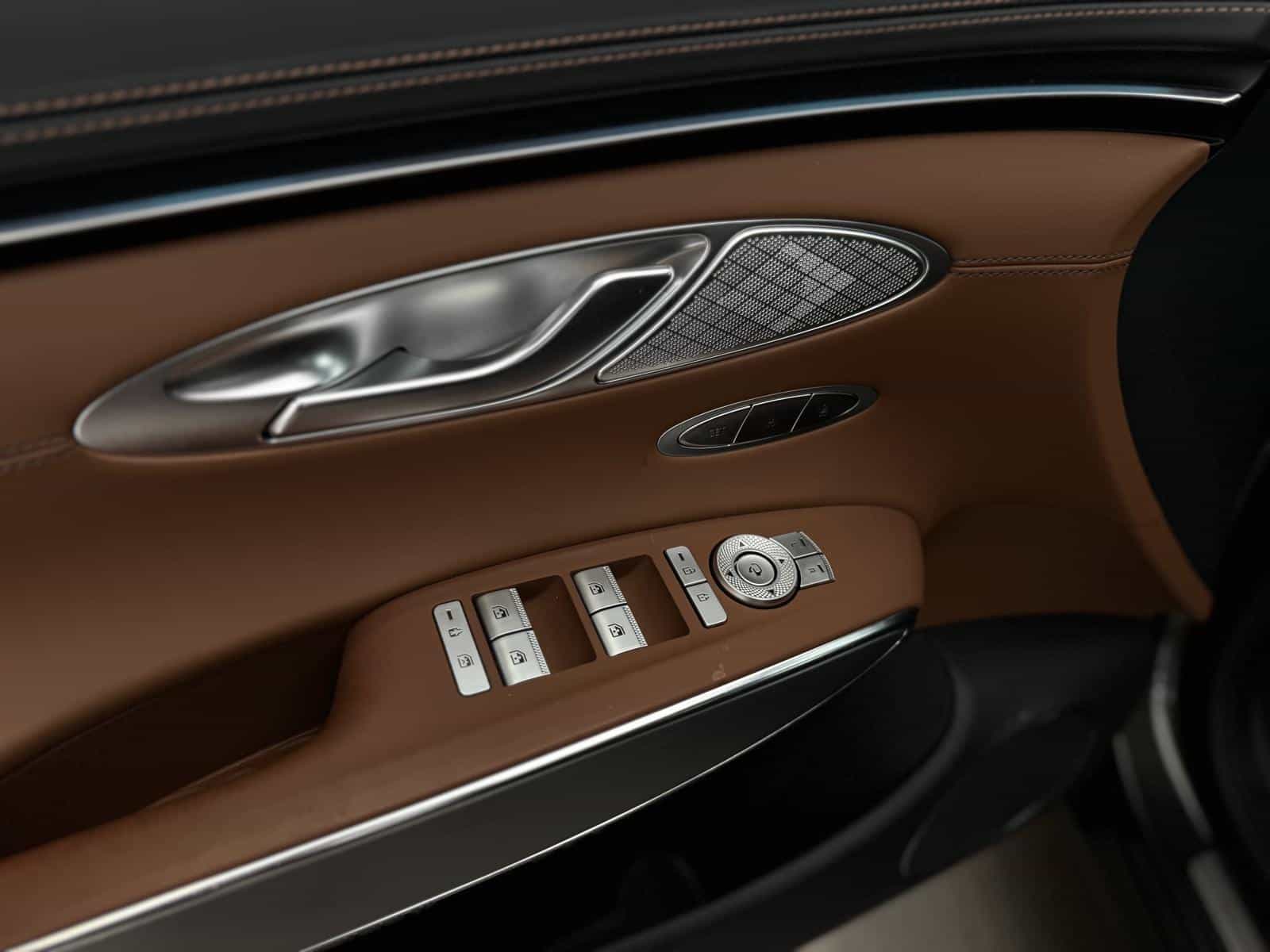 2026 Genesis GV70 Advanced Tech 2.5T - Image 11
