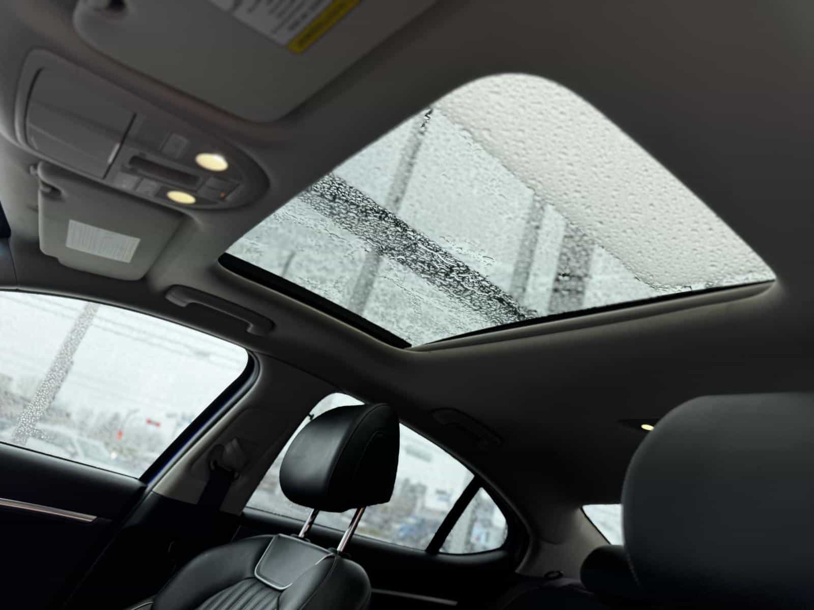 2021 Genesis G70 Elite 2.0T - Image 15