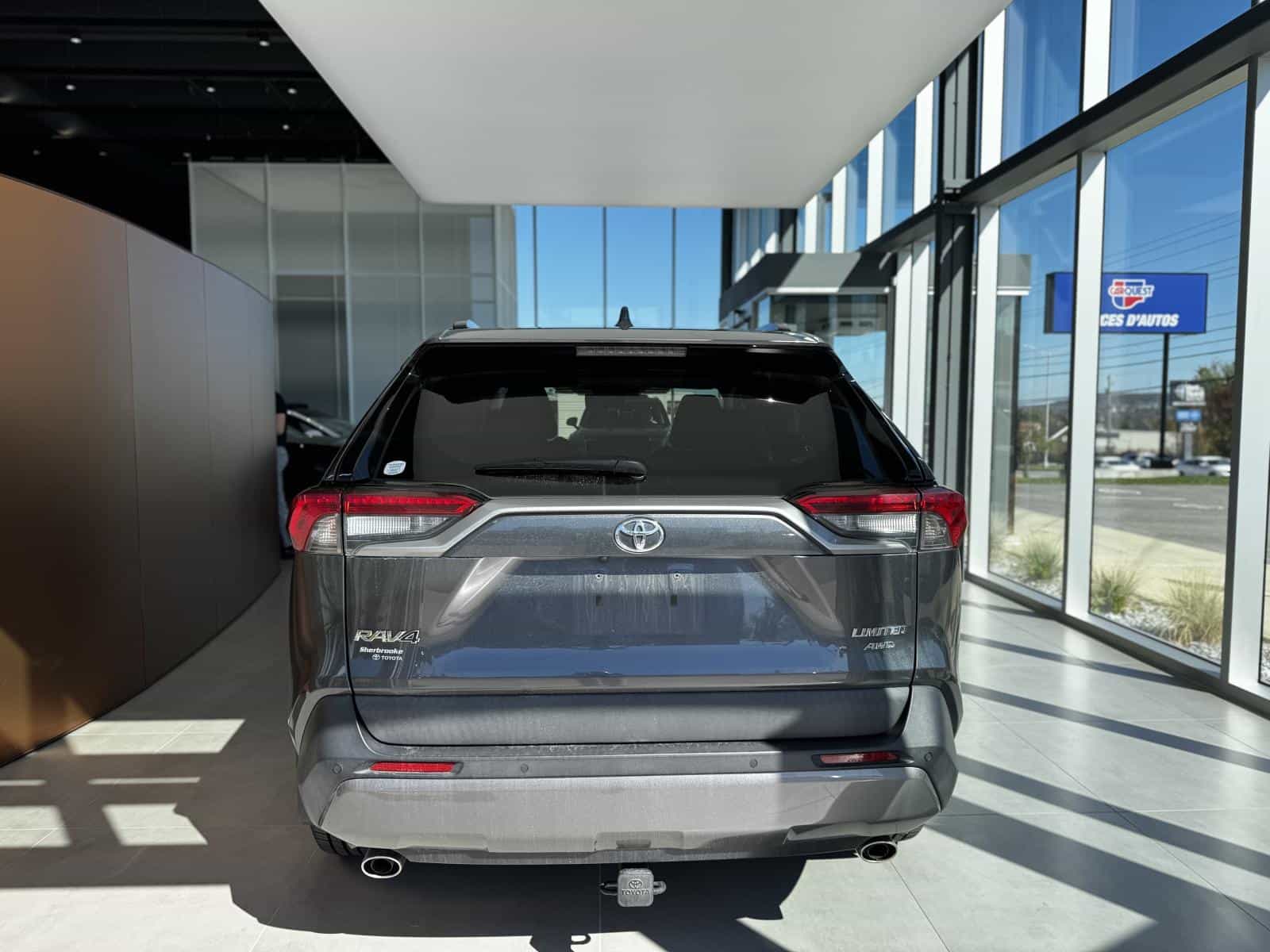 2019 Toyota Rav4 Limited - Image 7