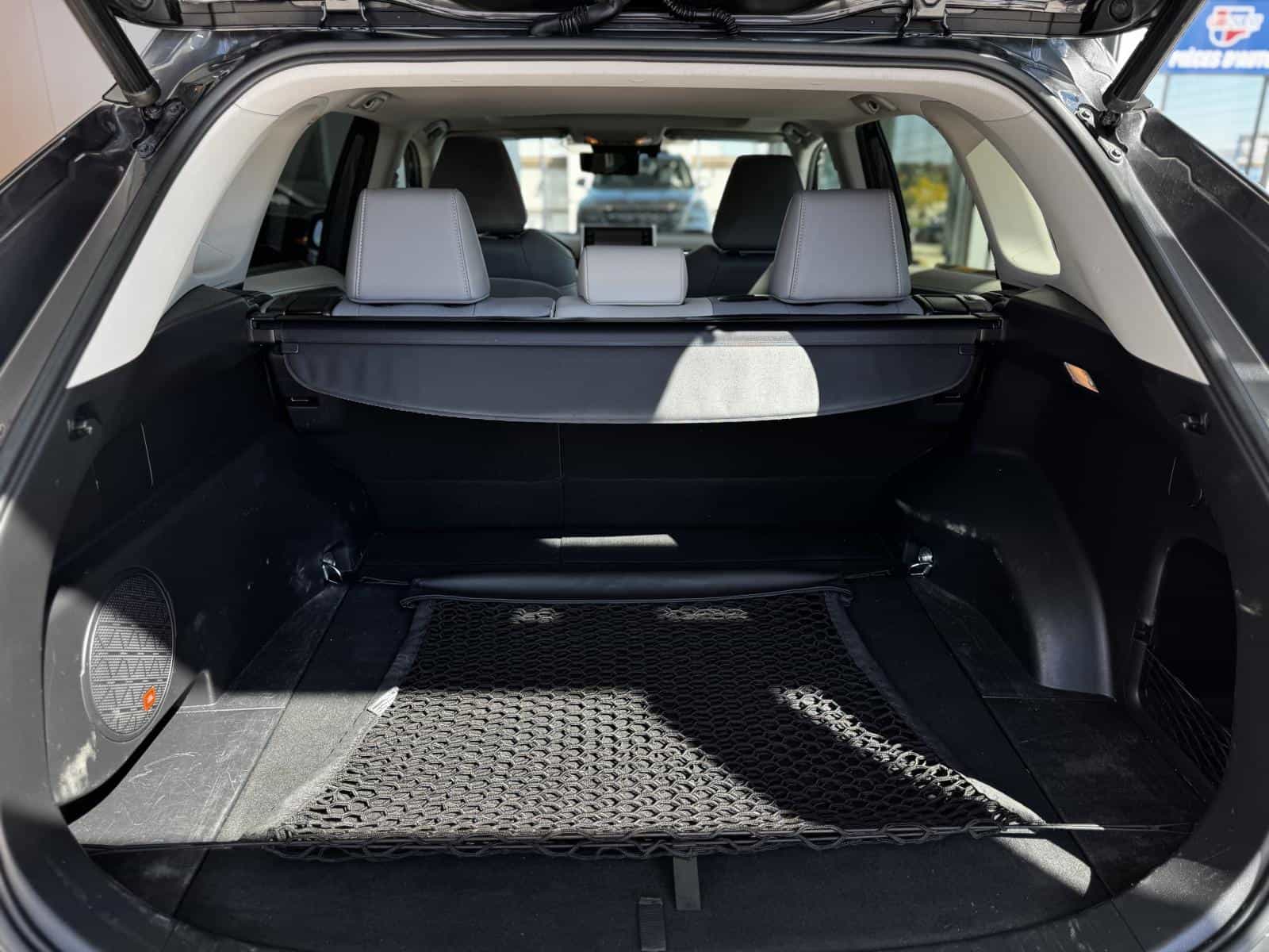 2019 Toyota Rav4 Limited - Image 9