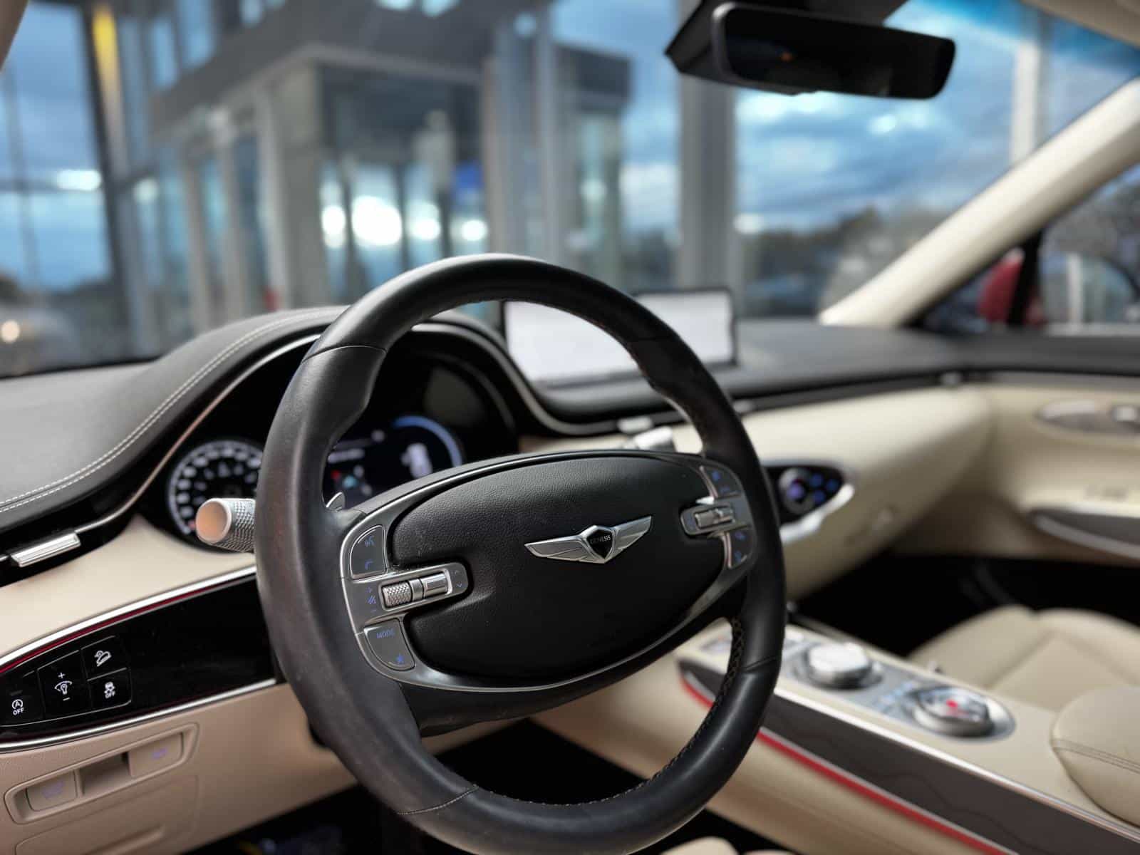 2025 Genesis GV70 Advanced 2.5T - Image 13