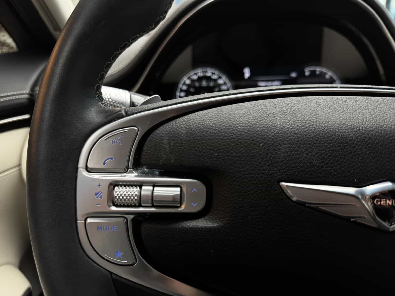 2025 Genesis GV70 Advanced 2.5T - Image 14