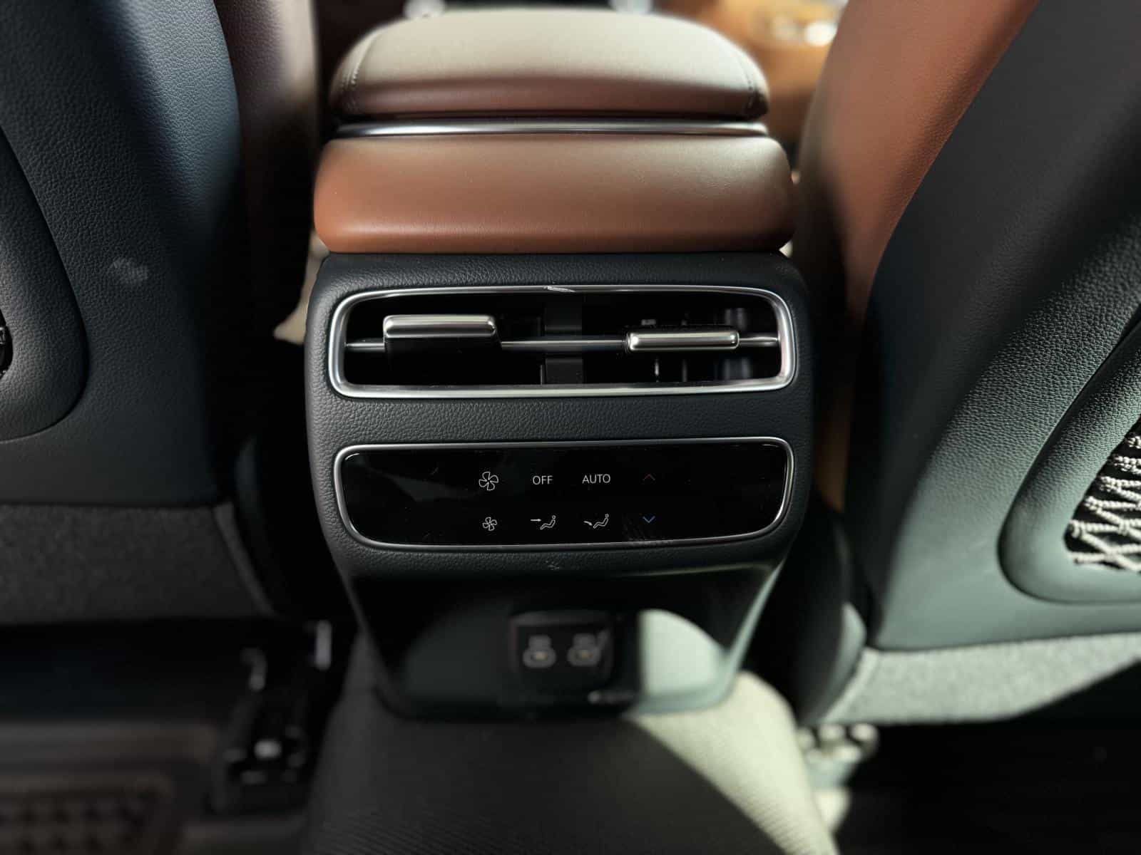 2026 Genesis GV70 Advanced Tech 2.5T - Image 11