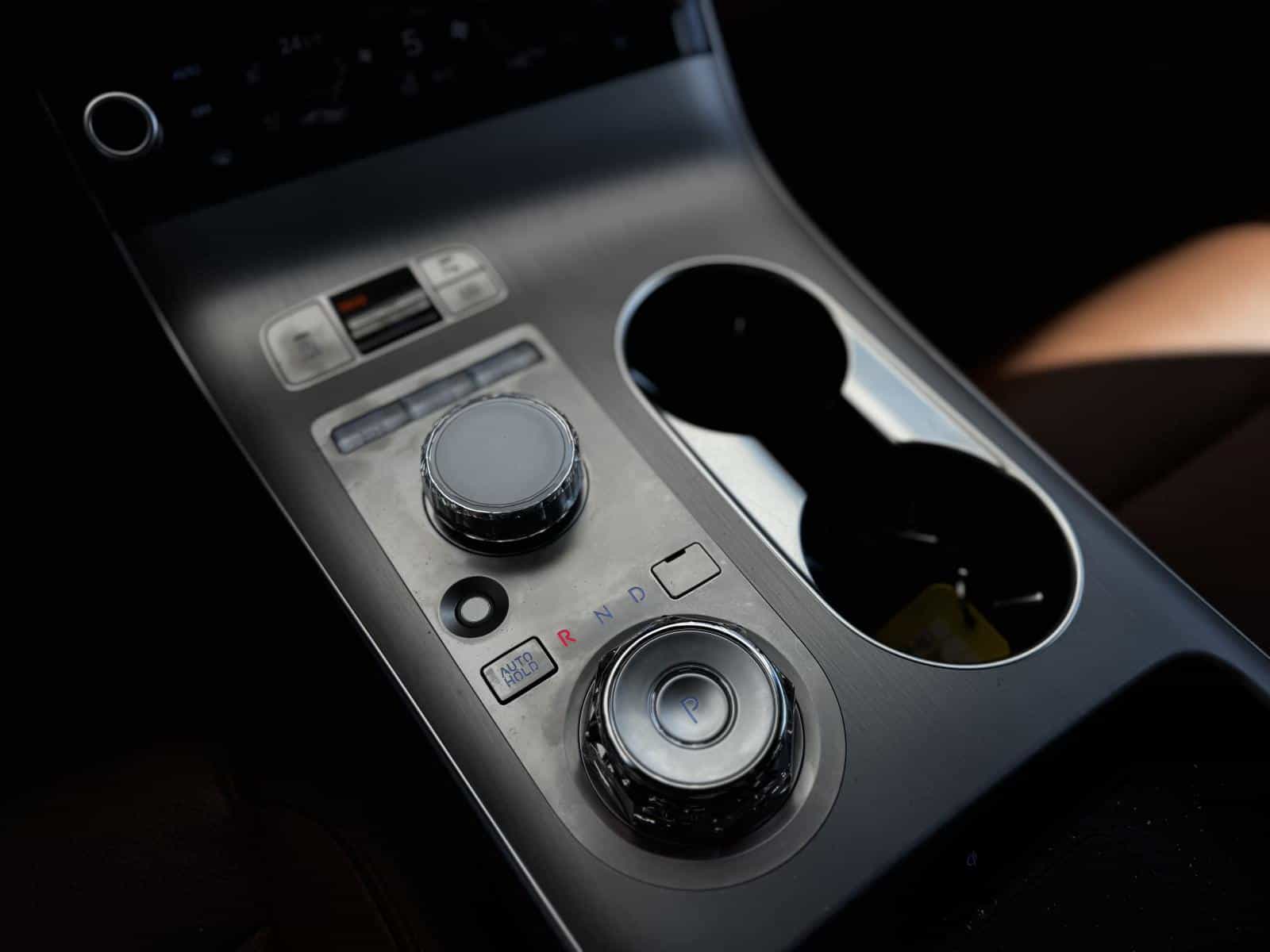 2026 Genesis GV70 Advanced Tech 2.5T - Image 21