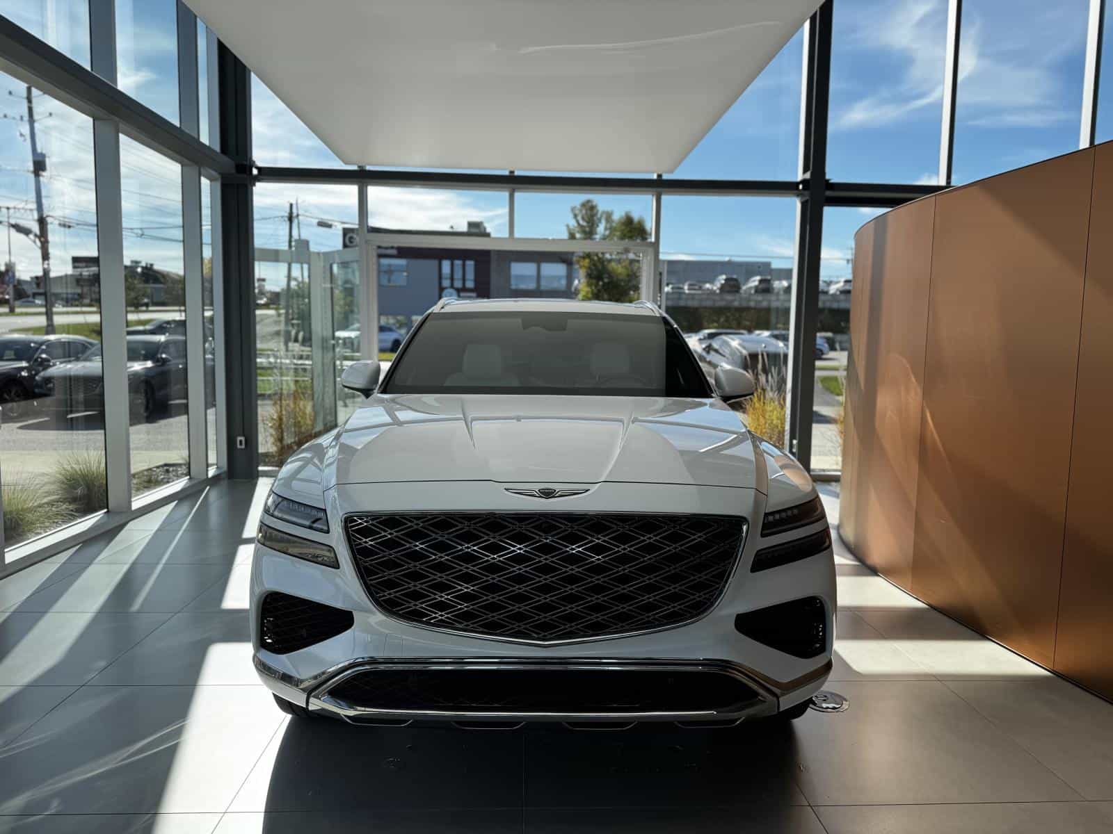 2025 Genesis GV80 3.5T PRESTIGE 7P AWD - Image 3