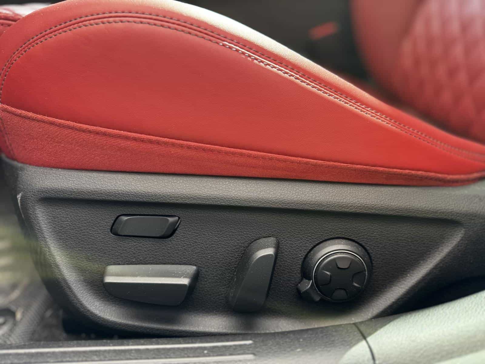 2026 Genesis G70 Sport 3.3T - Image 14