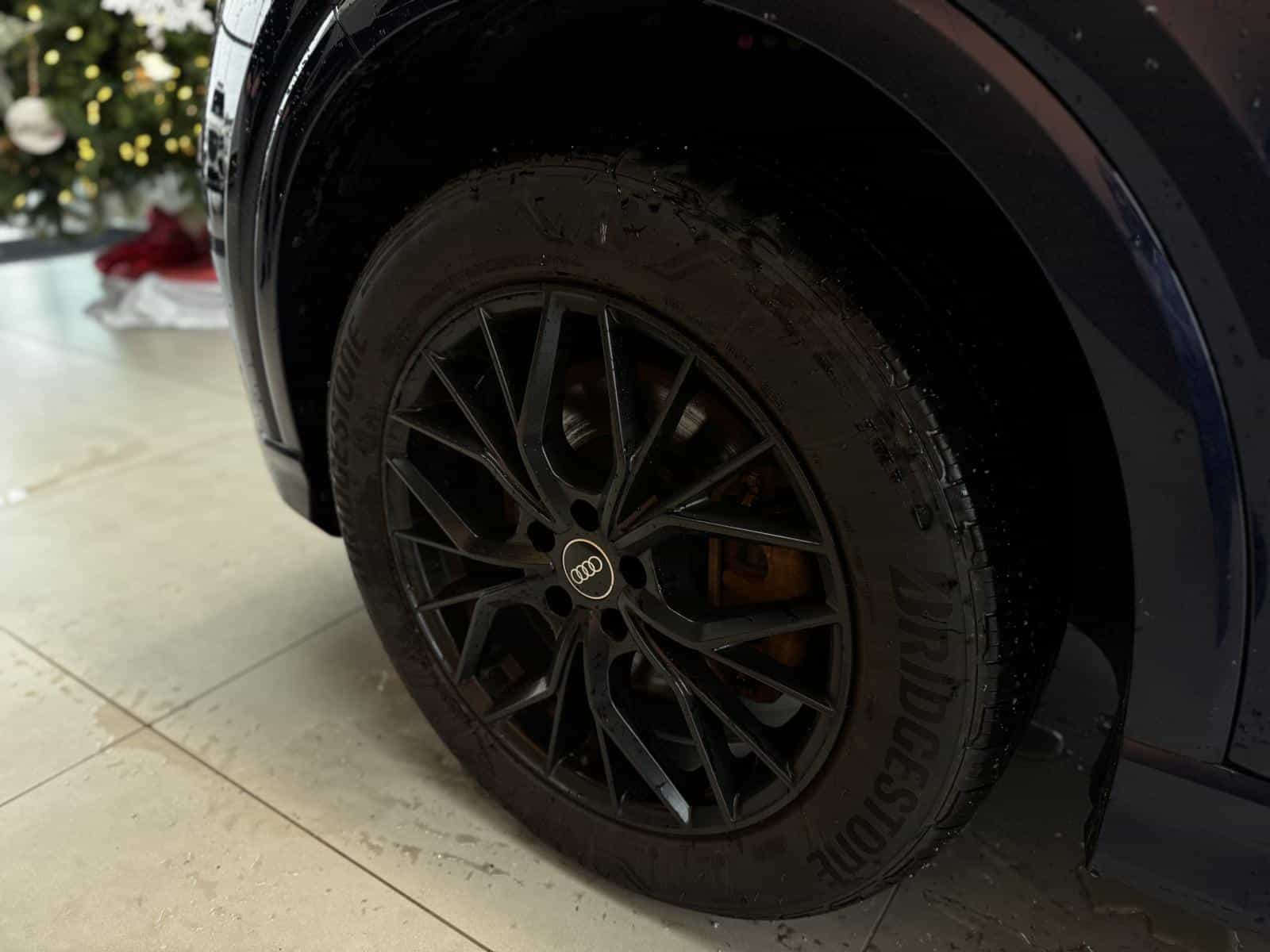 2024 Audi Q4 e-tron 50 - Image 5