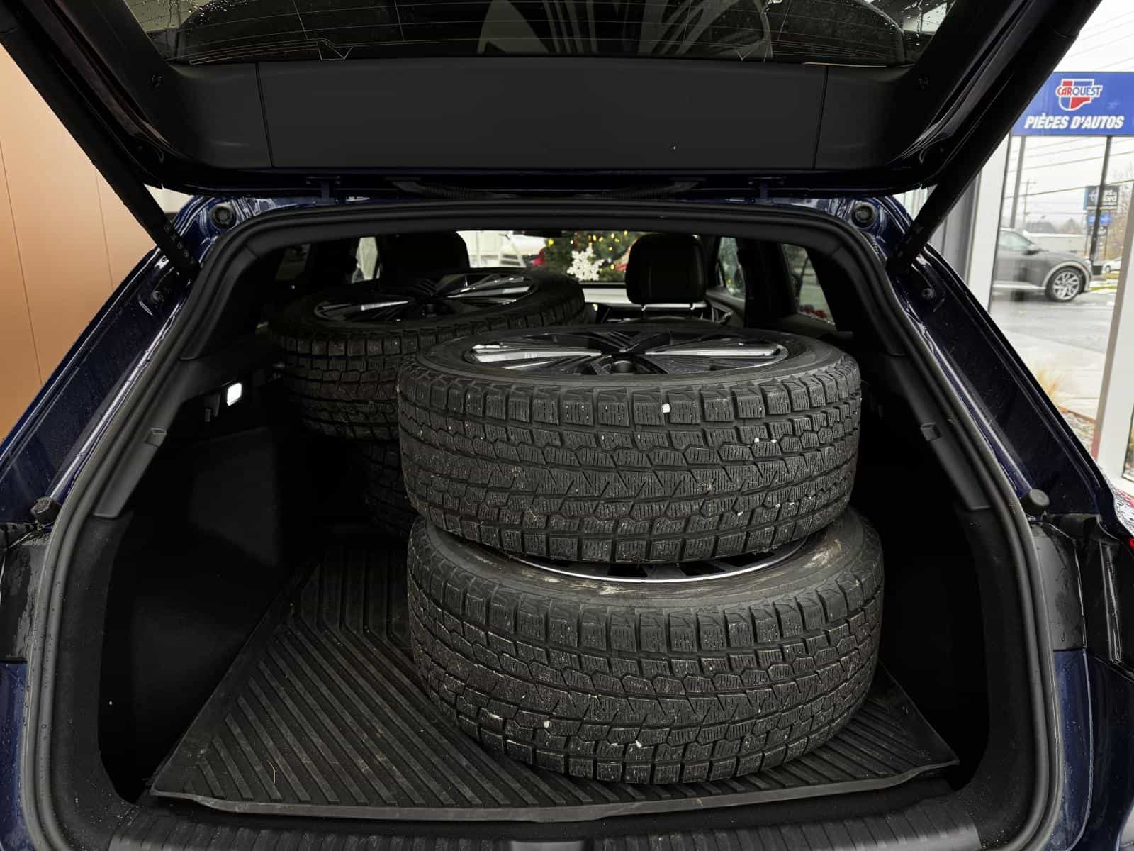 2024 Audi Q4 e-tron 50 - Image 10