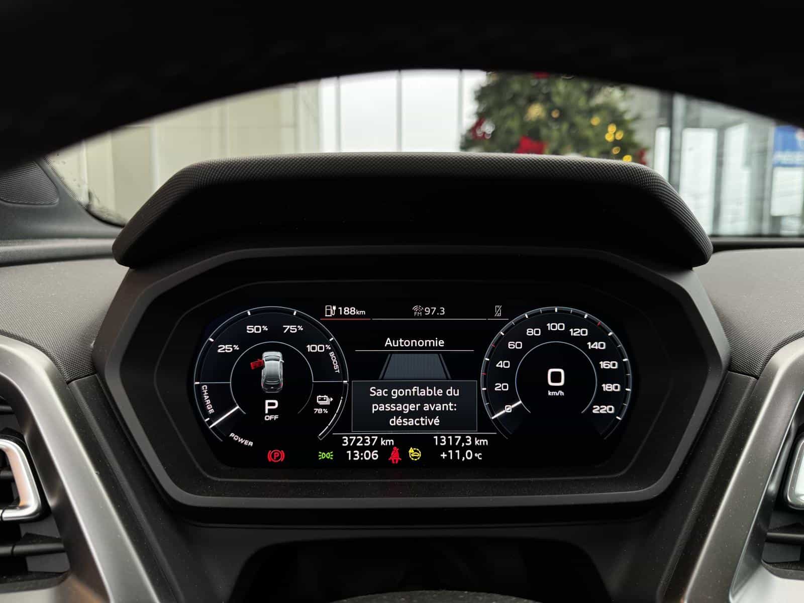 2024 Audi Q4 e-tron 50 - Image 17