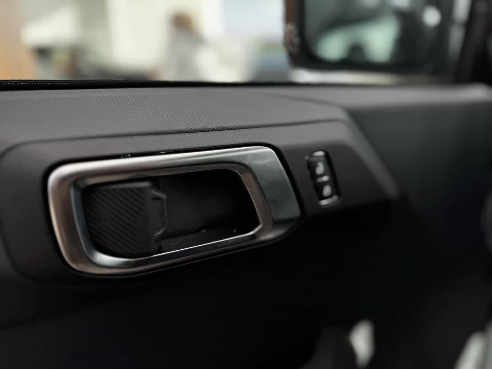 2025 Ford Bronco Big Bend - Image 11