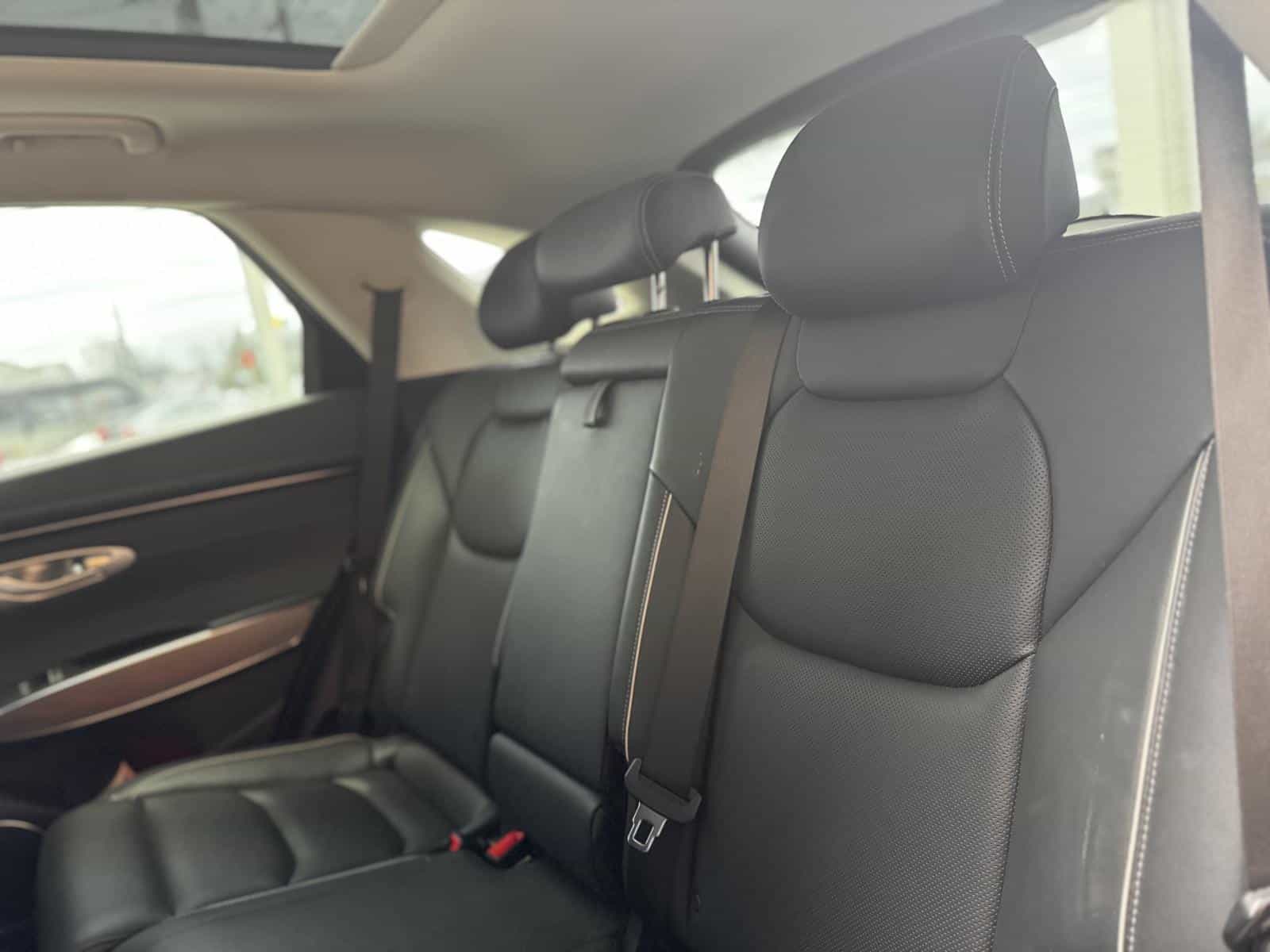 2024 Genesis GV70 Advanced 2.5T - Image 11