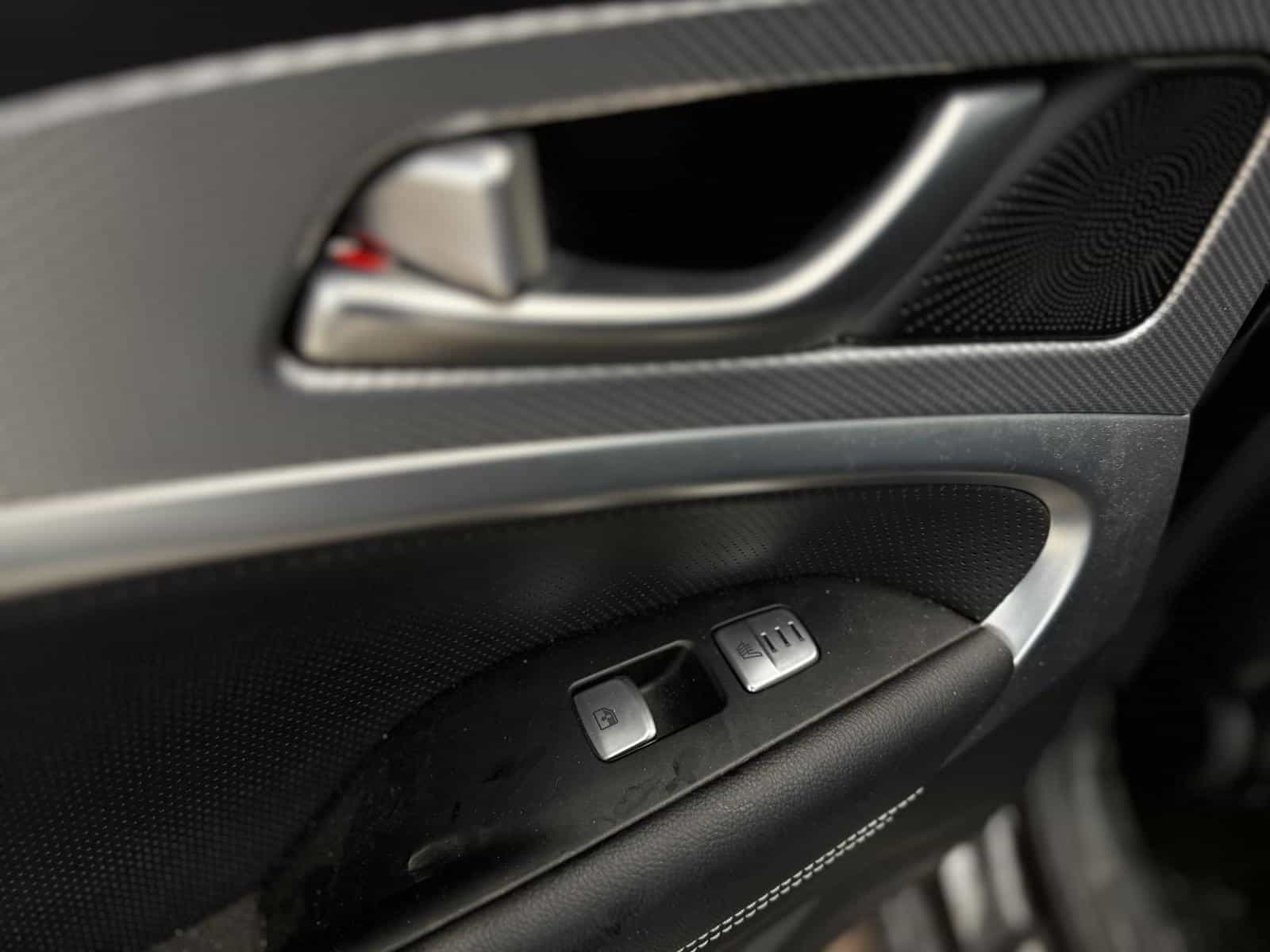 2023 Genesis G70 Advanced 2.0T - Image 9