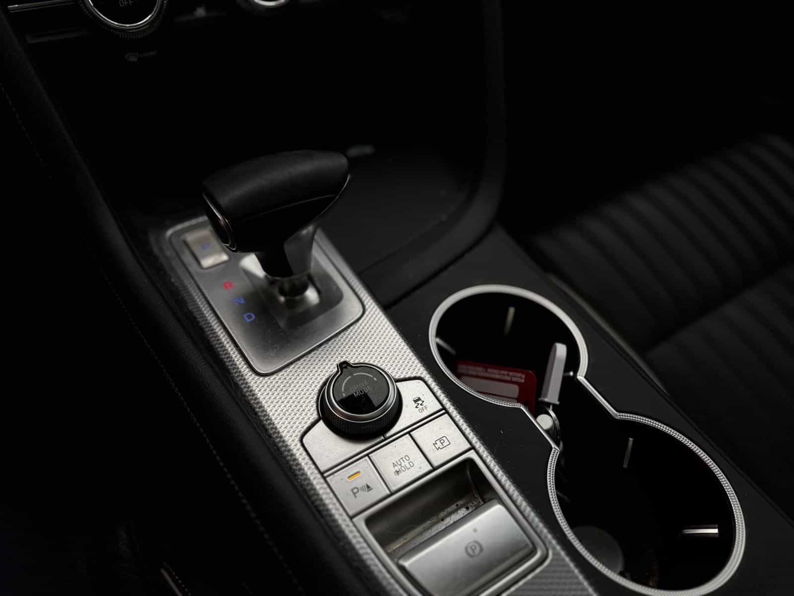 2023 Genesis G70 Advanced 2.0T - Image 21