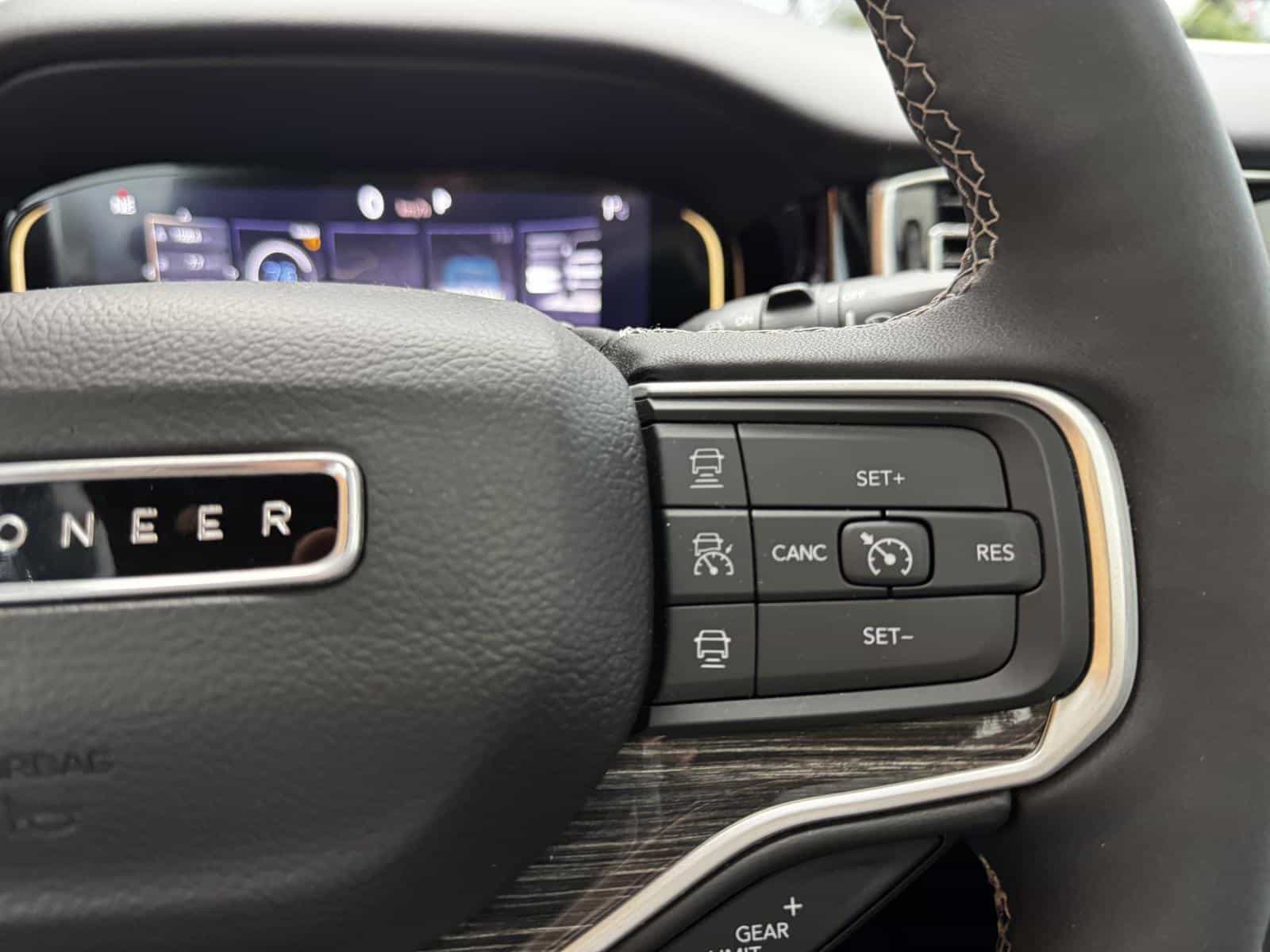 2022 Jeep Wagoneer Series III - Image 20