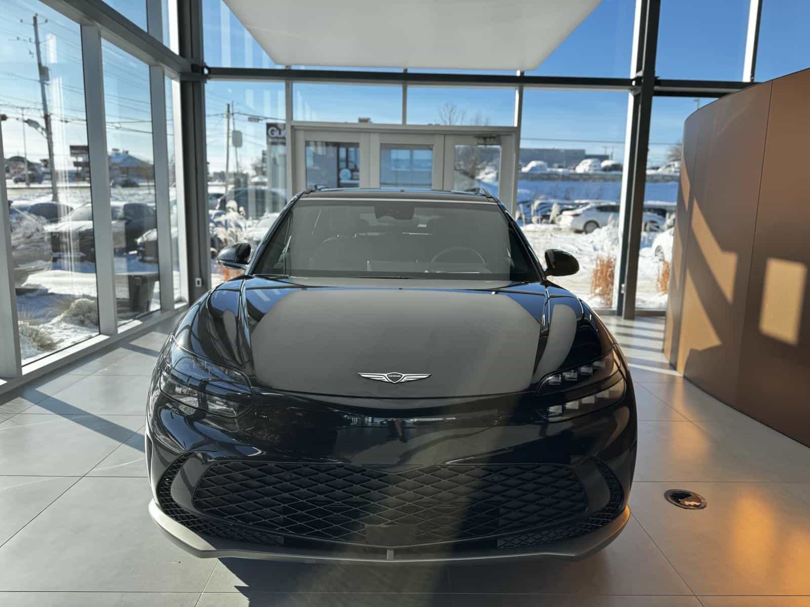 2023 Genesis GV60 Advanced - Image 3