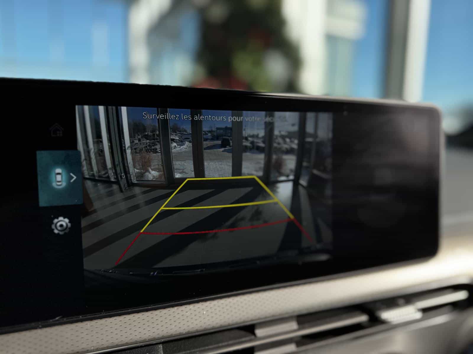 2023 Genesis GV60 Advanced - Image 18