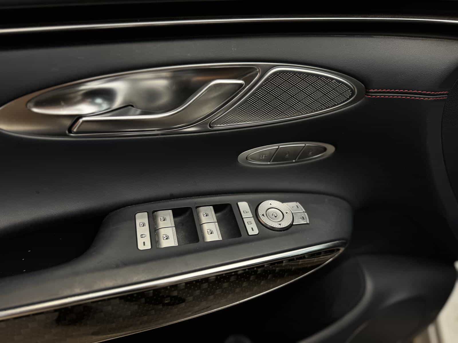 2022 Genesis GV70 Sport Plus 3.5T - Image 13