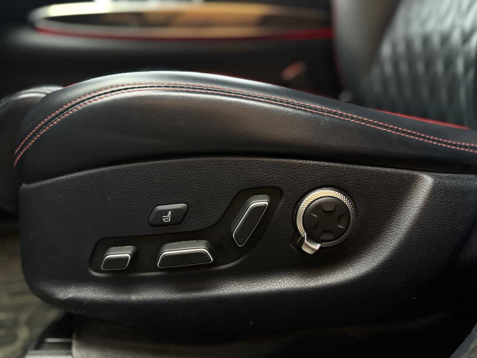 2022 Genesis GV70 Sport Plus 3.5T - Image 14