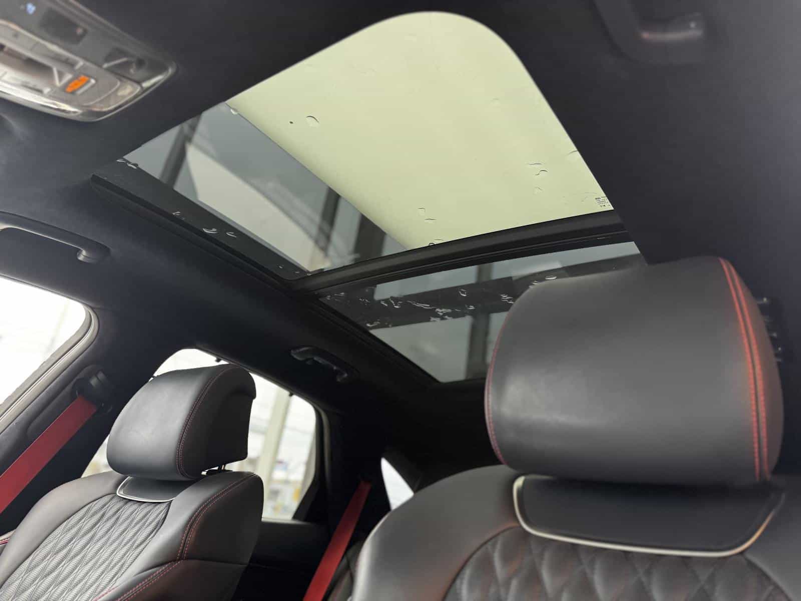 2022 Genesis GV70 Sport Plus 3.5T - Image 15