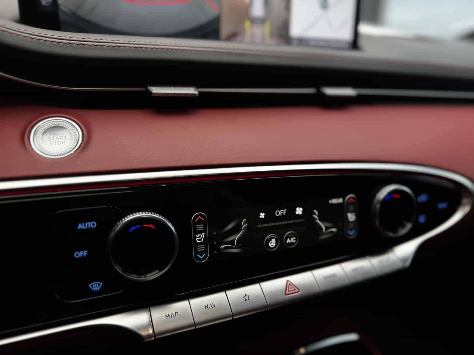 2022 Genesis GV70 Prestige 2.5T - Image 19