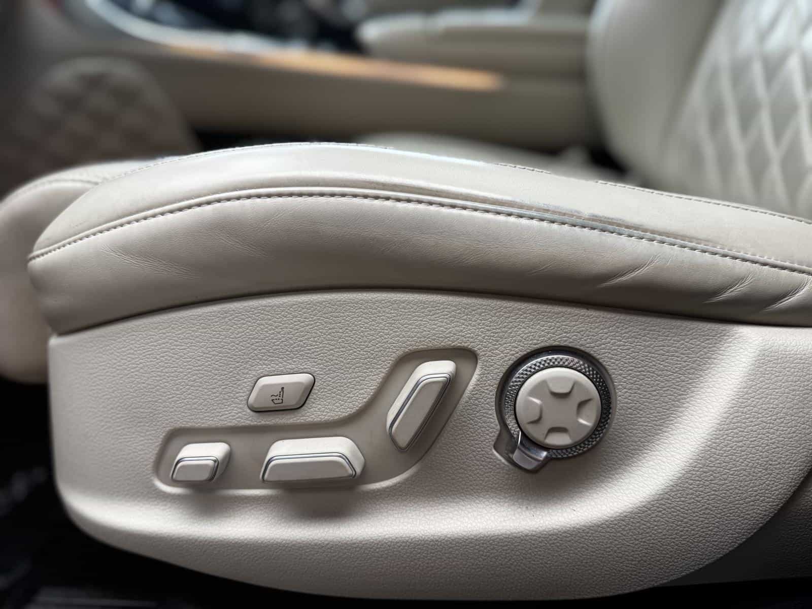 2021 Genesis GV80 Prestige 3.5T - Image 14