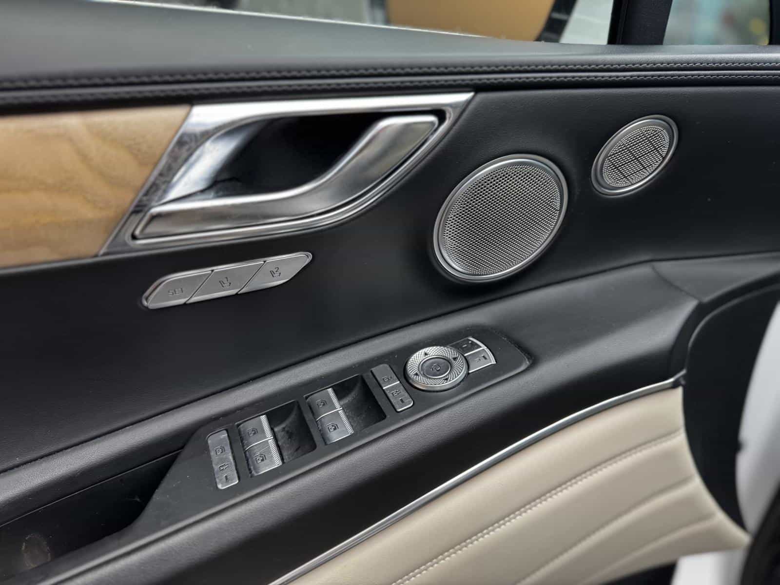 2021 Genesis GV80 Prestige 3.5T - Image 13