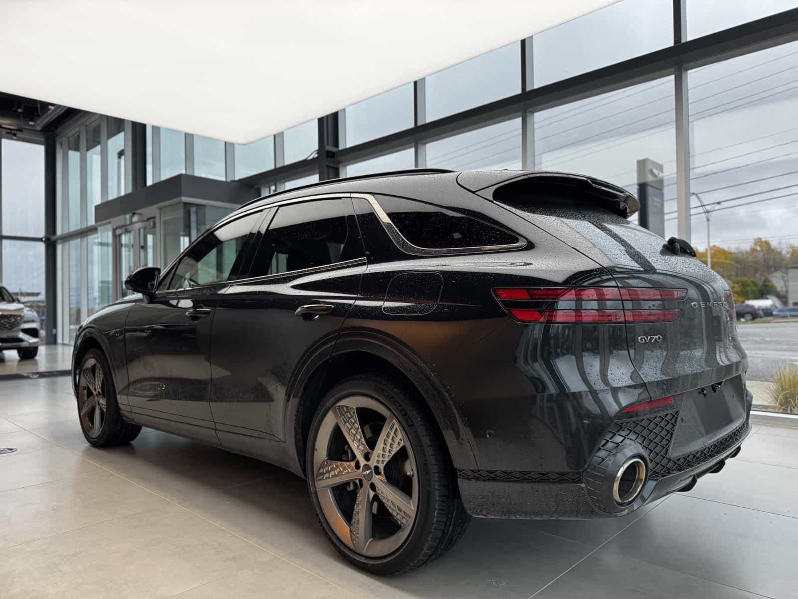 2022 Genesis GV70 Sport Plus 3.5T - Image 6