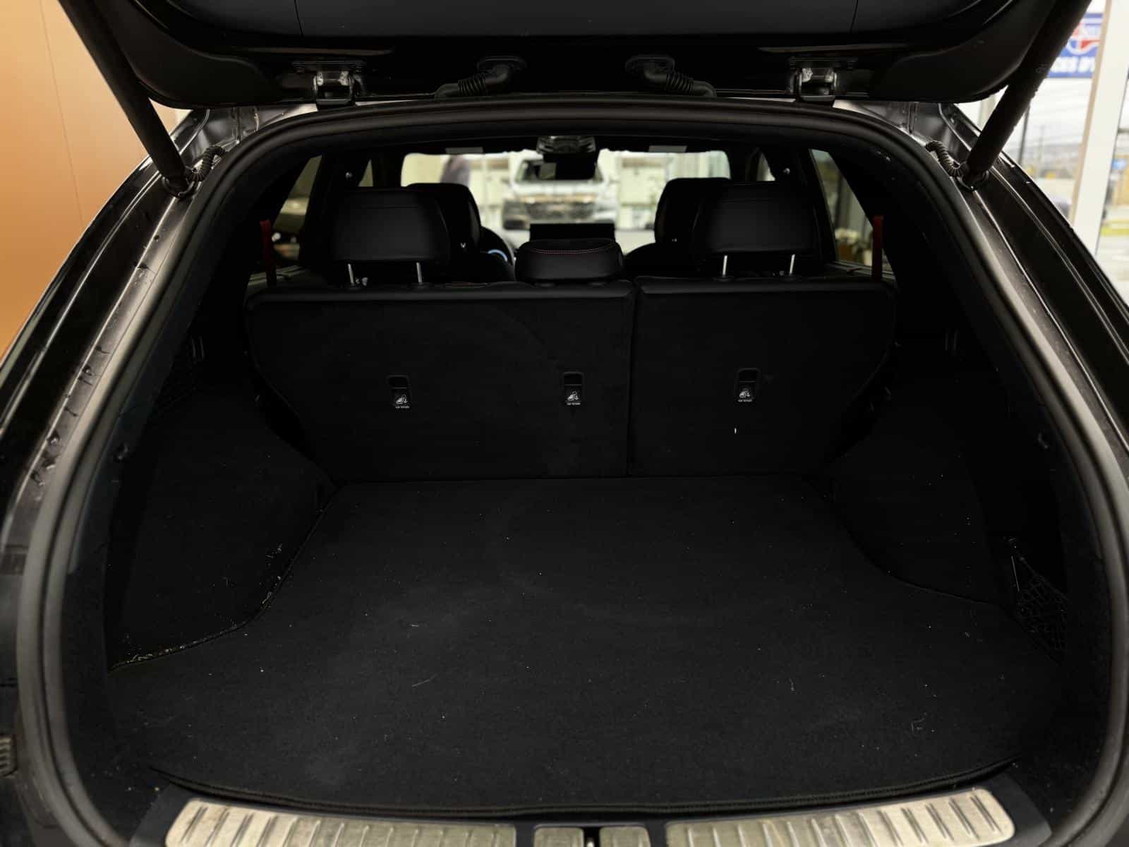 2022 Genesis GV70 Sport Plus 3.5T - Image 9