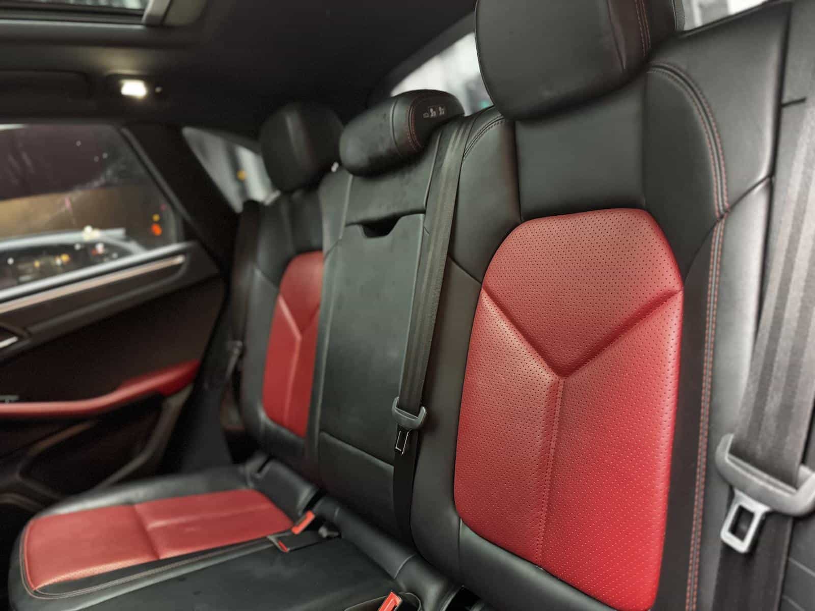 2018 Porsche Macan Base - Image 11