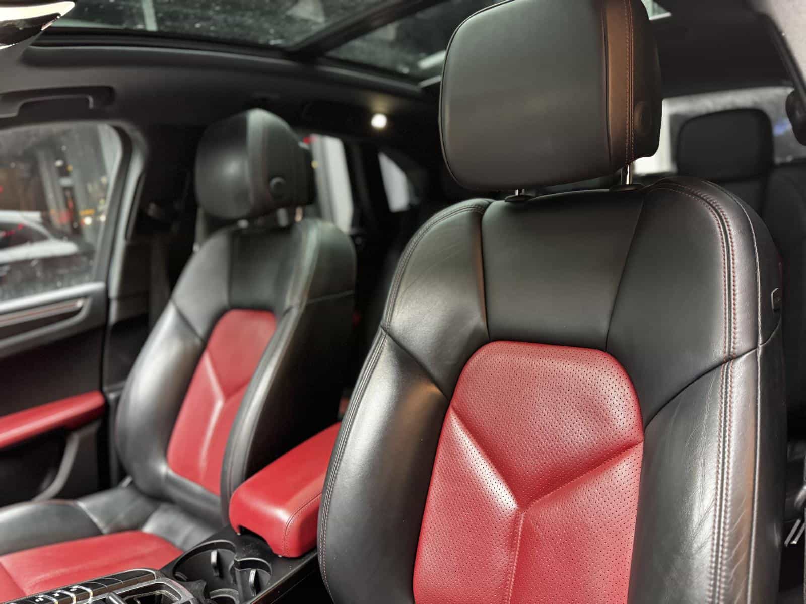 2018 Porsche Macan Base - Image 16