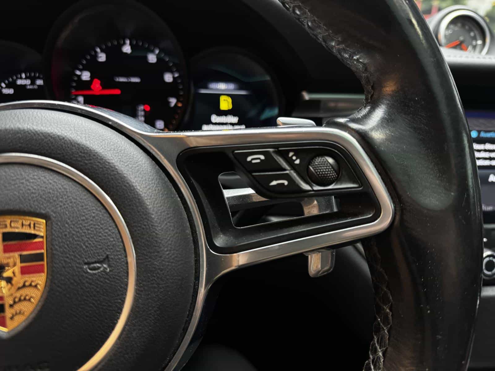 2018 Porsche Macan Base - Image 20