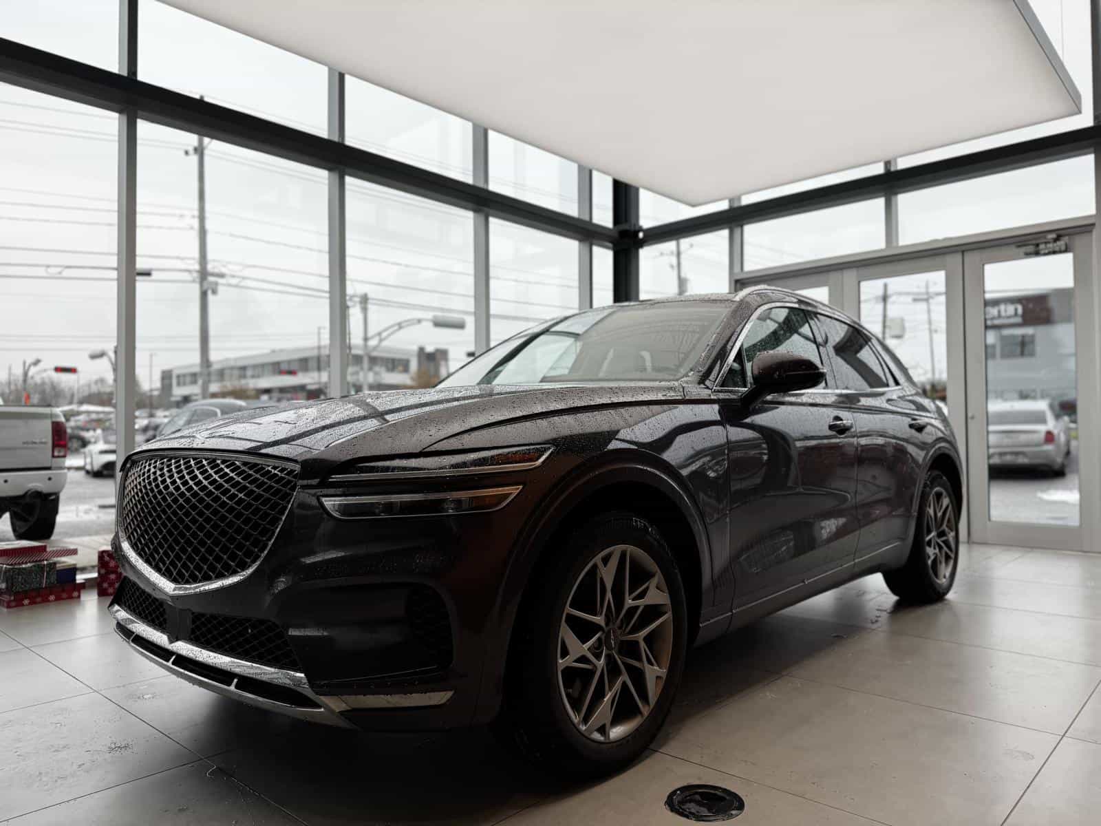 2022 Genesis GV70 Advanced Plus 2.5T - Image 4