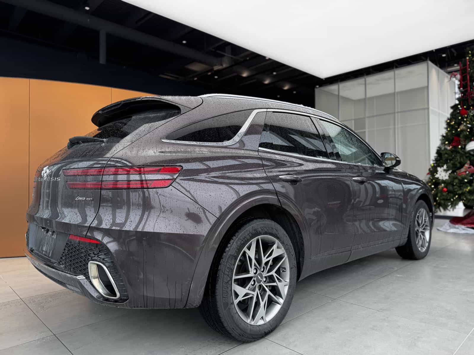 2022 Genesis GV70 Advanced Plus 2.5T - Image 8