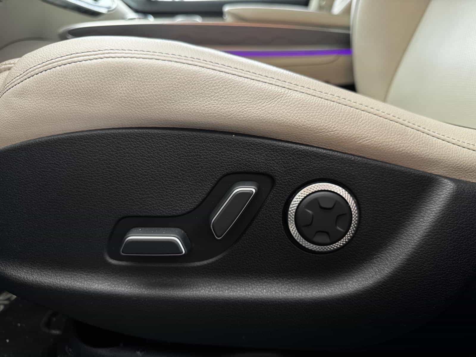 2022 Genesis GV70 Advanced Plus 2.5T - Image 14