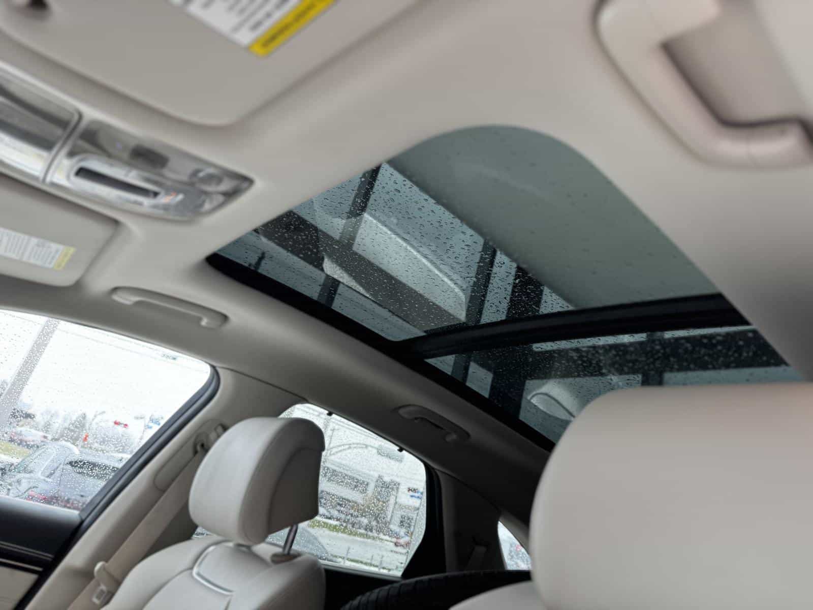 2022 Genesis GV70 Advanced Plus 2.5T - Image 15