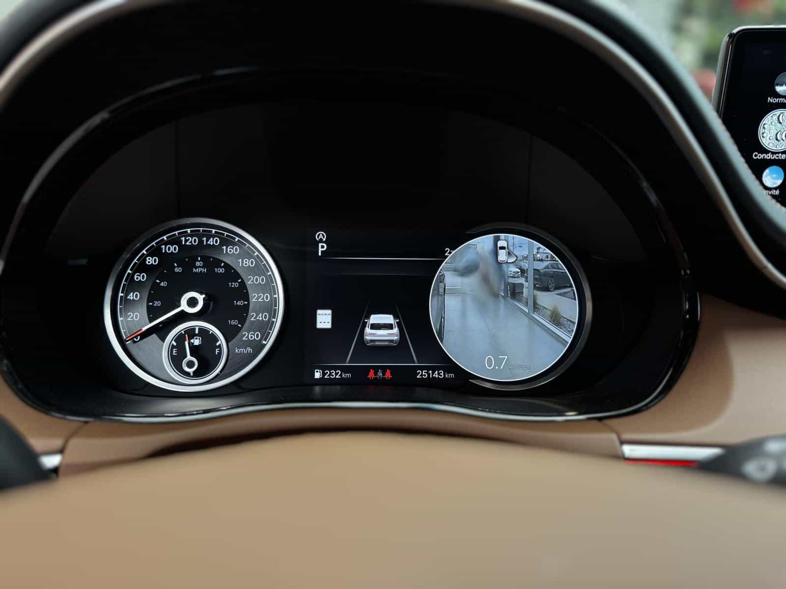 2025 Genesis GV70 Advanced Plus 2.5T - Image 18